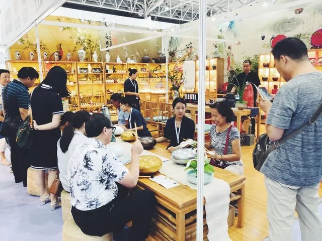 唐人祥曜变天目茶碗精彩亮相2018北京文交会(图1) 唐人祥曜变天目茶碗精彩亮相2018北京文交会(图1)