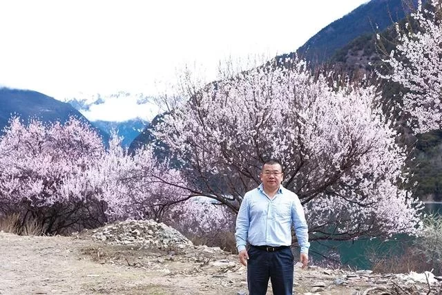 陈玺:用文学再现世事沧桑(图4) 陈玺:用文学再现世事沧桑(图4)