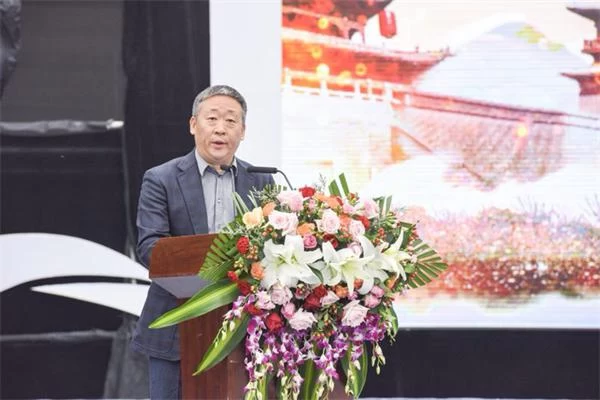 第二届世界酒文化博览会盛大开幕(图3) 第二届世界酒文化博览会盛大开幕(图3)