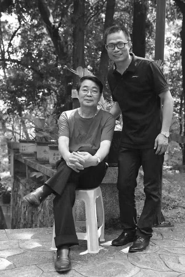 《黄格胜与漓江》探讨黄格胜艺术理论(图3) 《黄格胜与漓江》探讨黄格胜艺术理论(图3)