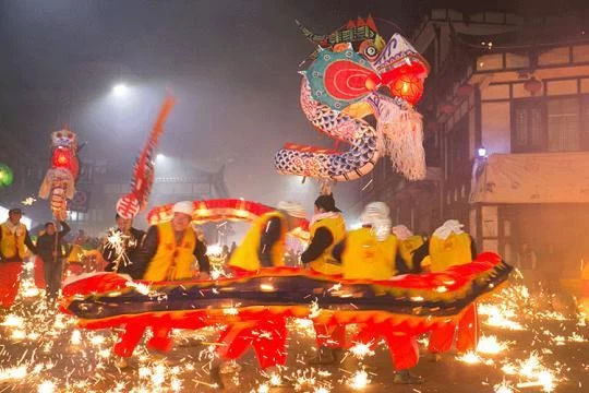 绝美!藏在诗词中的元宵意象,惊艳了时光(图4) 绝美!藏在诗词中的元宵意象,惊艳了时光(图4)