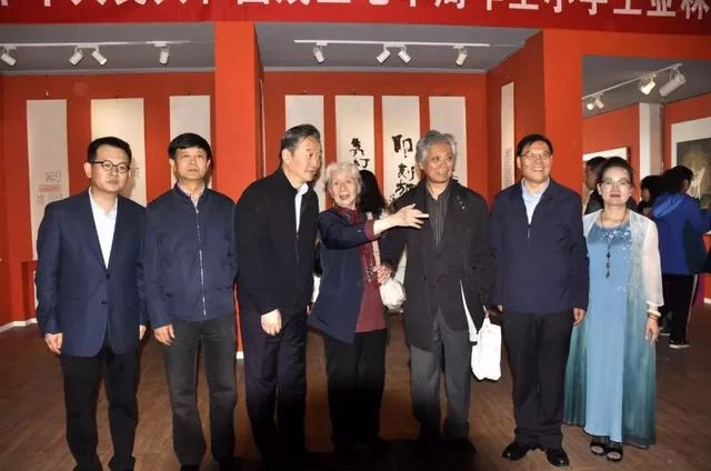 王小宇、王亚林（女）书画展在开明美术馆举行(图1)