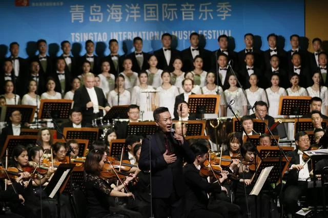 青岛海洋国际音乐季,“阎师高徒”,阎维文民族声乐大师班师生音乐会成功上演(图4) 青岛海洋国际音乐季,“阎师高徒”,阎维文民族声乐大师班师生音乐会成功上演(图4)