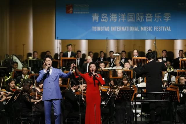 青岛海洋国际音乐季,“阎师高徒”,阎维文民族声乐大师班师生音乐会成功上演(图6) 青岛海洋国际音乐季,“阎师高徒”,阎维文民族声乐大师班师生音乐会成功上演(图6)