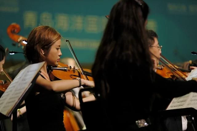 "海洋之音"——为青岛而作,青岛海洋国际音乐季闭幕音乐会圆满落幕(图7) "海洋之音"——为青岛而作,青岛海洋国际音乐季闭幕音乐会圆满落幕(图7)