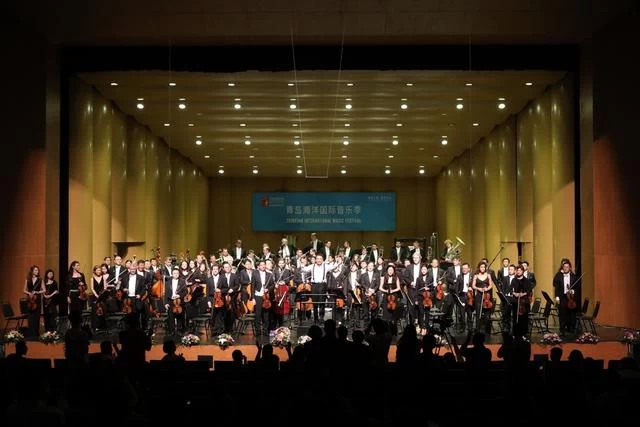 "海洋之音"——为青岛而作,青岛海洋国际音乐季闭幕音乐会圆满落幕(图10) "海洋之音"——为青岛而作,青岛海洋国际音乐季闭幕音乐会圆满落幕(图10)