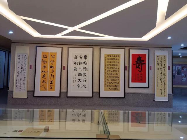 黄品功书法艺术工作室导师、学员作品展开幕(图4)