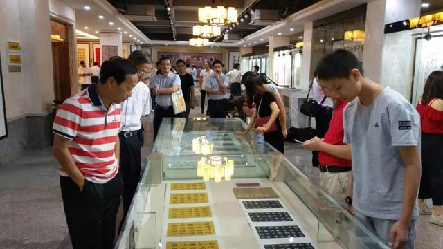 黄品功书法艺术工作室导师、学员作品展开幕(图2)
