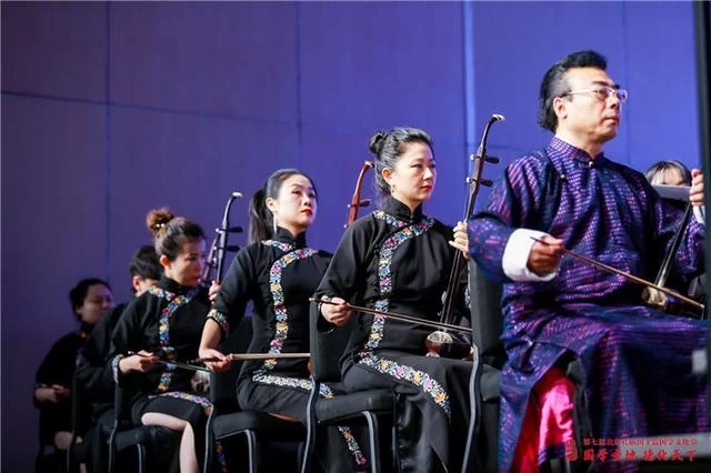 闻今夜国乐飘香 待来日繁花似锦(图3) 闻今夜国乐飘香 待来日繁花似锦(图3)