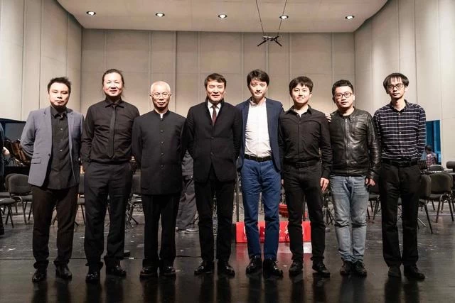 中国交响乐作品展演大型人文交响组曲《新韶九章》首演成功(图5) 中国交响乐作品展演大型人文交响组曲《新韶九章》首演成功(图5)