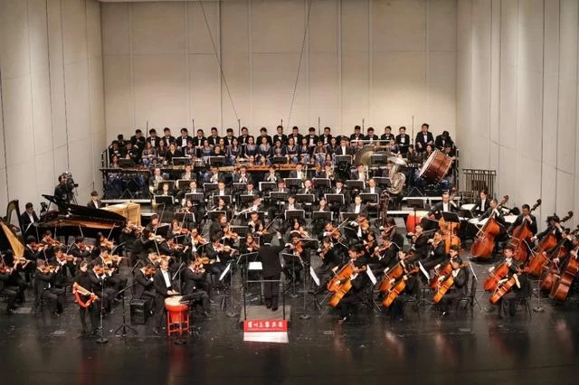 中国交响乐作品展演大型人文交响组曲《新韶九章》首演成功(图1) 中国交响乐作品展演大型人文交响组曲《新韶九章》首演成功(图1)