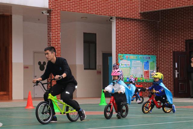 广西文旅幼首届冬季运动会带领孩子领跑未来(图6)