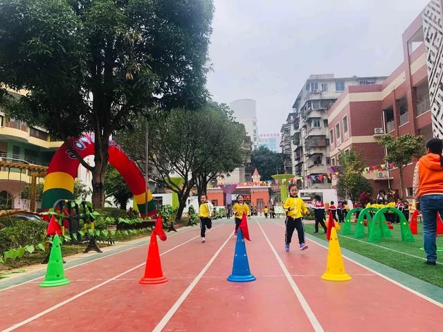 广西文旅幼首届冬季运动会带领孩子领跑未来(图4) 广西文旅幼首届冬季运动会带领孩子领跑未来(图4)