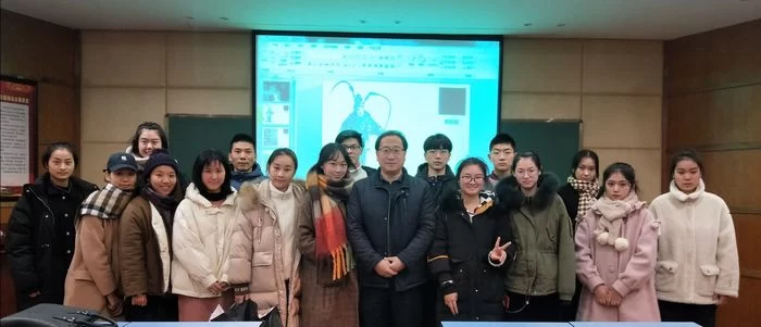京剧文化传入嵊州越剧艺术学校(图2) 京剧文化传入嵊州越剧艺术学校(图2)