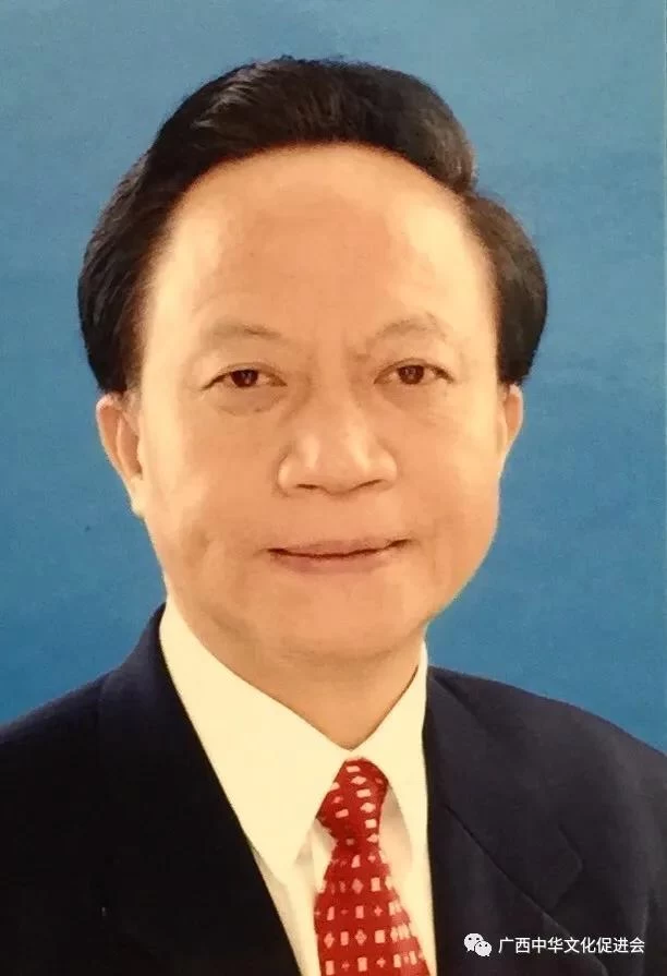 危难时刻总有你——赞伟大疫情斗争中的共产党员(图1) 危难时刻总有你——赞伟大疫情斗争中的共产党员(图1)