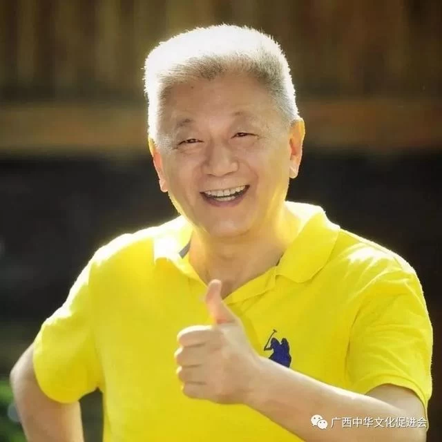 危难时刻总有你——赞伟大疫情斗争中的共产党员(图2) 危难时刻总有你——赞伟大疫情斗争中的共产党员(图2)