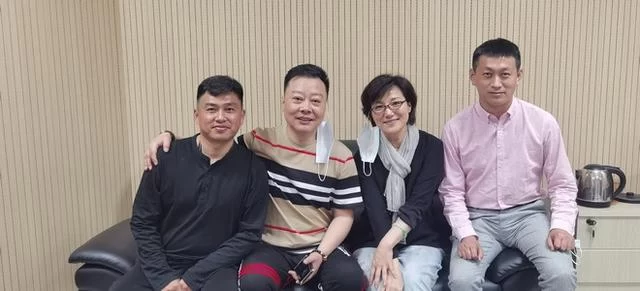 丁永钢:用音乐凝聚抗疫力量(图3) 丁永钢:用音乐凝聚抗疫力量(图3)