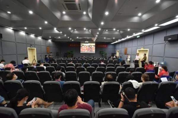 九位人物故事阐释爱党爱国爱家乡的炙热情怀:微纪录视频《传承——献礼中国共产党建党99周年》上线(图1) 九位人物故事阐释爱党爱国爱家乡的炙热情怀:微纪录视频《传承——献礼中国共产党建党99周年》上线(图1)