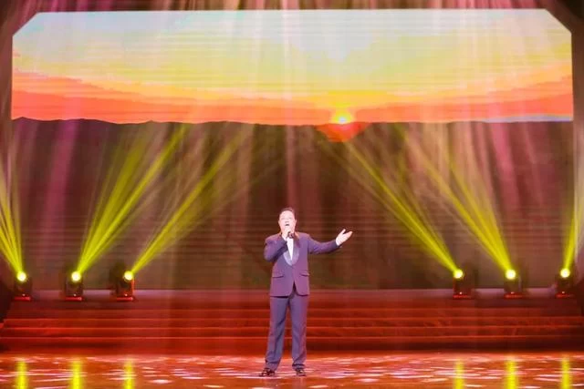 凝聚工人力量,齐心温暖前行——东莞市工人艺术团成立启动晚会温暖上演(图17) 凝聚工人力量,齐心温暖前行——东莞市工人艺术团成立启动晚会温暖上演(图17)