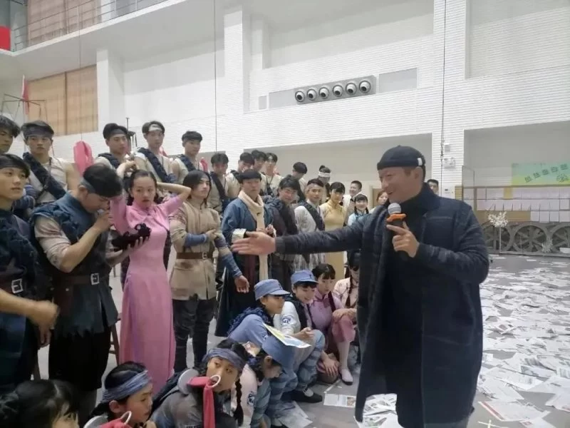 江苏省杂技团荣获“全国基层文艺院团先进集体”称号(图3) 江苏省杂技团荣获“全国基层文艺院团先进集体”称号(图3)