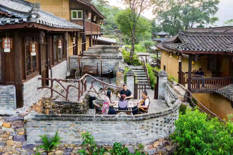 “党建+文旅”助推山村脱贫致富——广西来宾文旅系统探索脱贫攻坚成效显著(图1)