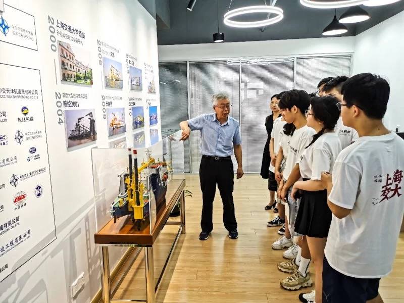 探讨行业前沿发展方向,“海洋情怀·强国梦想”系列活动在沪开展(图1) 探讨行业前沿发展方向,“海洋情怀·强国梦想”系列活动在沪开展(图1)