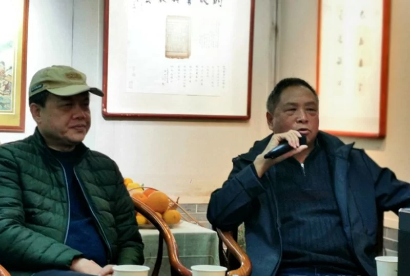 用方言呈现诗歌之美,岜莱诗会2021新年诗歌朗诵会在南宁举行(图3) 用方言呈现诗歌之美,岜莱诗会2021新年诗歌朗诵会在南宁举行(图3)