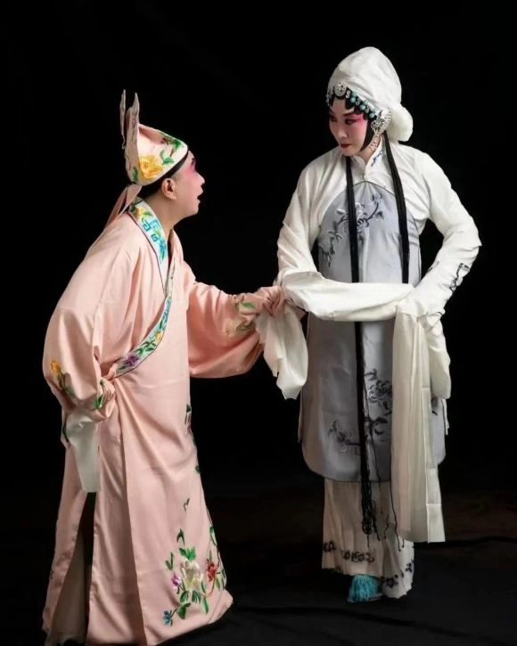 新编传统评剧《赵锦棠》首演受好评 新编传统评剧《赵锦棠》首演受好评(图2)