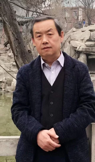 空灵曼妙 芳菲满苑——王俊先生大写意花鸟画品评(图6) 空灵曼妙 芳菲满苑——王俊先生大写意花鸟画品评(图6)