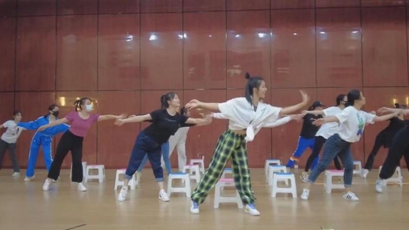 广西14地市积极备战第十届全区基层群众文艺会演(图2)