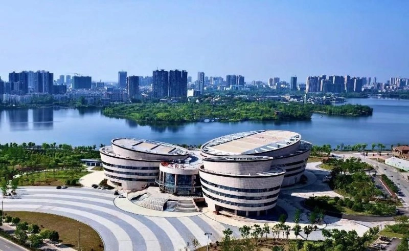 点亮城市璀璨星空——黄梅戏大剧院畅想曲(图2) 点亮城市璀璨星空——黄梅戏大剧院畅想曲(图2)