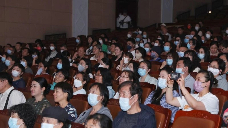 音乐剧《京·谣》在京首演:新时代追梦人最热烈的热爱与坚持(图2) 音乐剧《京·谣》在京首演:新时代追梦人最热烈的热爱与坚持(图2)