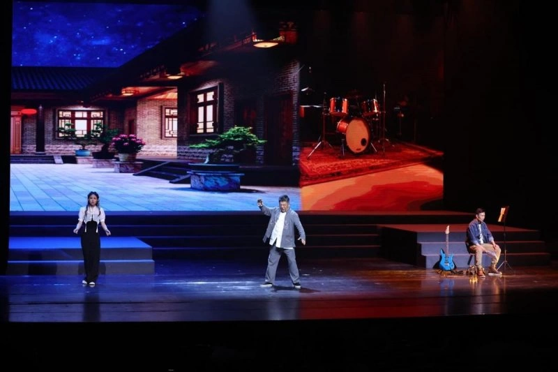 音乐剧《京·谣》在京首演:新时代追梦人最热烈的热爱与坚持(图6) 音乐剧《京·谣》在京首演:新时代追梦人最热烈的热爱与坚持(图6)