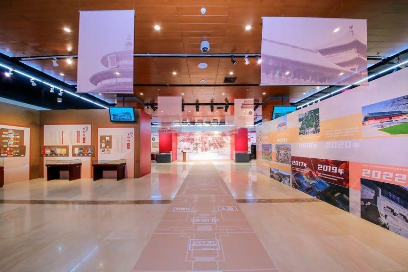 北京中轴线专题文献展6月6日在首都图书馆开幕