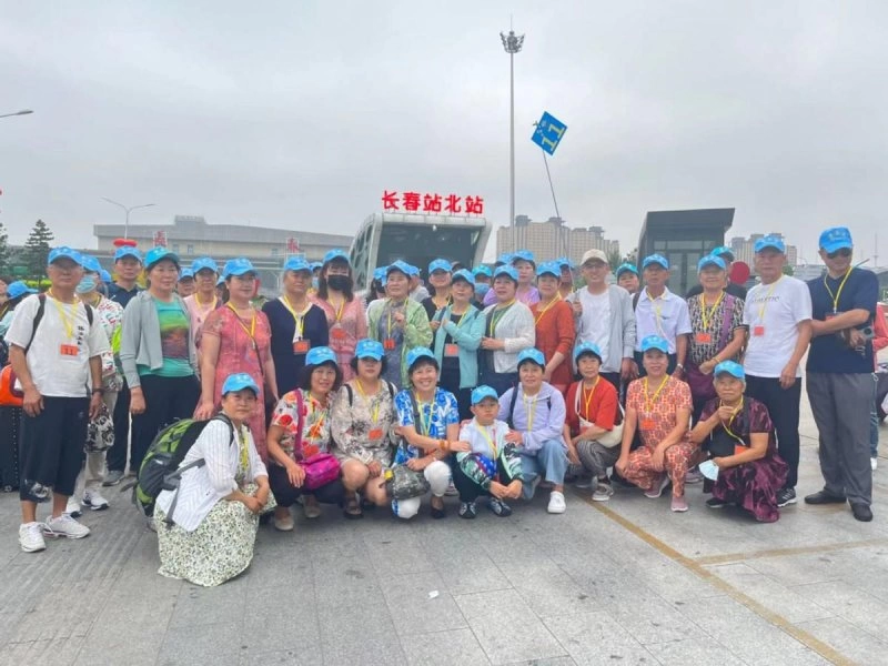 2023年首趟“吉泰号”吉林援疆旅游专列开行(图1)