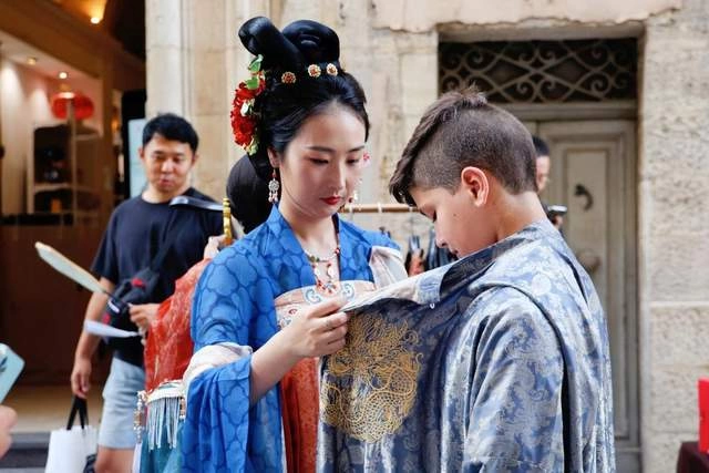 展现千年古都文化自信 西安扩大国际交流朋友圈(图10) 展现千年古都文化自信 西安扩大国际交流朋友圈(图10)