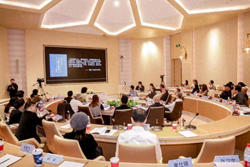 上海博物馆东馆公共艺术全球征集大赛学委会会议和论坛举行(图9) 上海博物馆东馆公共艺术全球征集大赛学委会会议和论坛举行(图9)