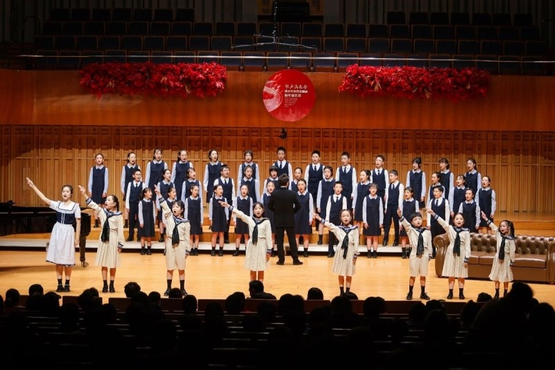 西安市优秀合唱团新年音乐会成功举办(图2) 西安市优秀合唱团新年音乐会成功举办(图2)
