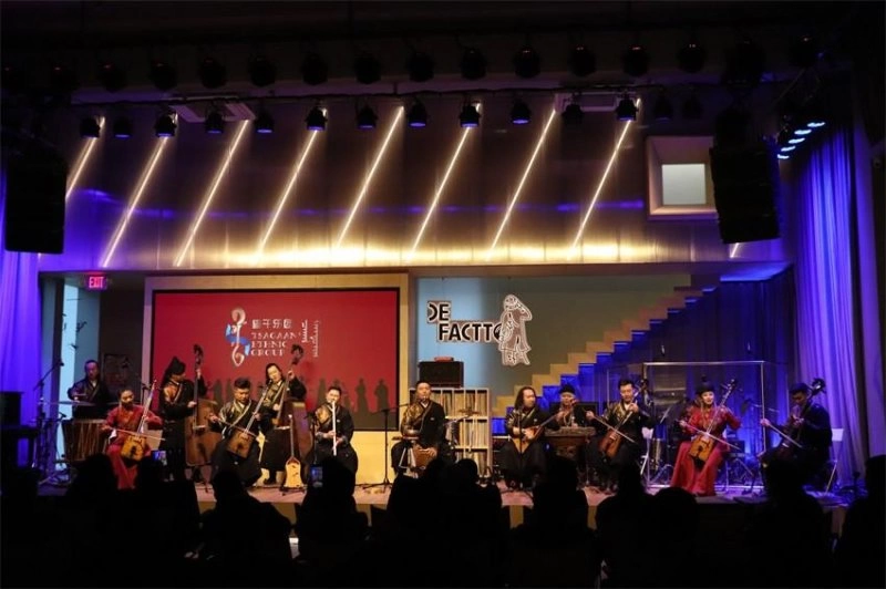 查干乐团全新大碟《遥远的诉说》新闻发布会在京举行(图3) 查干乐团全新大碟《遥远的诉说》新闻发布会在京举行(图3)