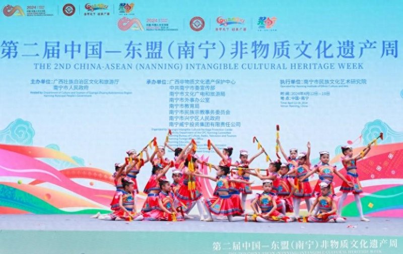 一所幼儿园的“惊艳”——第二届中国—东盟（南宁）非物质文化遗产周在南宁举行