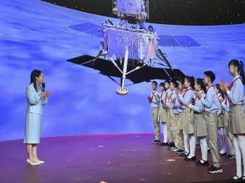 河南省实验学校鑫苑外国语小学参与首期《思政新视界》节目取得圆满成功(图4) 河南省实验学校鑫苑外国语小学参与首期《思政新视界》节目取得圆满成功(图4)