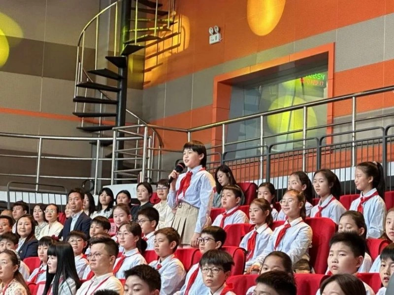 河南省实验学校鑫苑外国语小学参与首期《思政新视界》节目取得圆满成功(图6) 河南省实验学校鑫苑外国语小学参与首期《思政新视界》节目取得圆满成功(图6)
