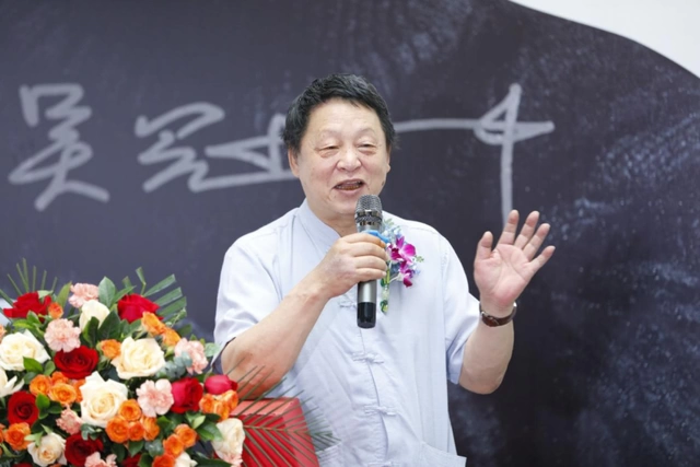 吴冠中限量综合版画精品展暨首发仪式在京举行(图10) 吴冠中限量综合版画精品展暨首发仪式在京举行(图10)