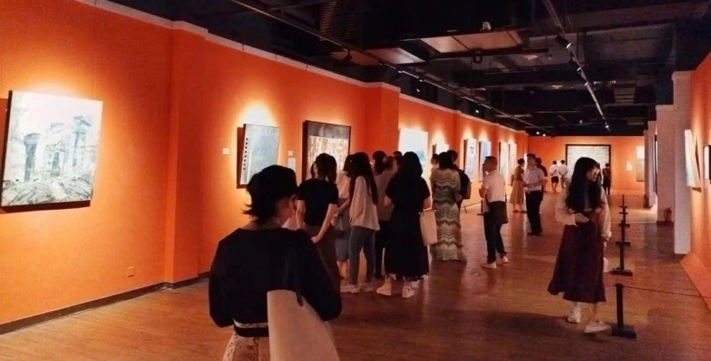 “寻言观象——中国材料表现绘画写生与转化研究展”在厦门开幕(图2) “寻言观象——中国材料表现绘画写生与转化研究展”在厦门开幕(图2)