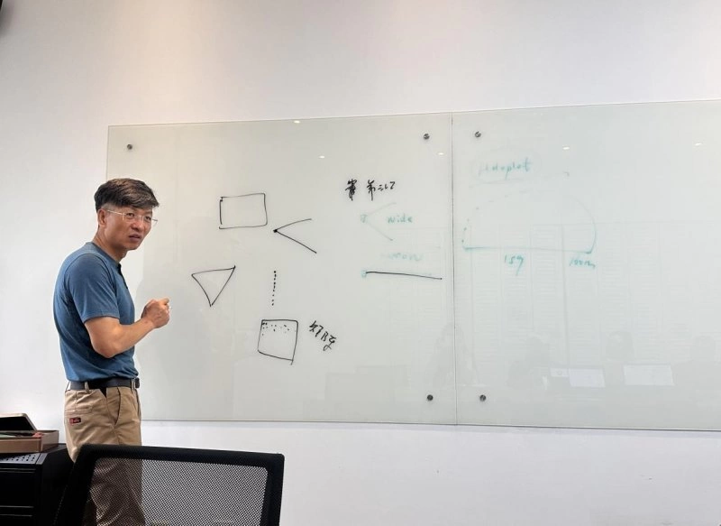 中国文化产业协会沉浸式文旅产业专委会赴佳联视听调研考察(图3) 中国文化产业协会沉浸式文旅产业专委会赴佳联视听调研考察(图3)