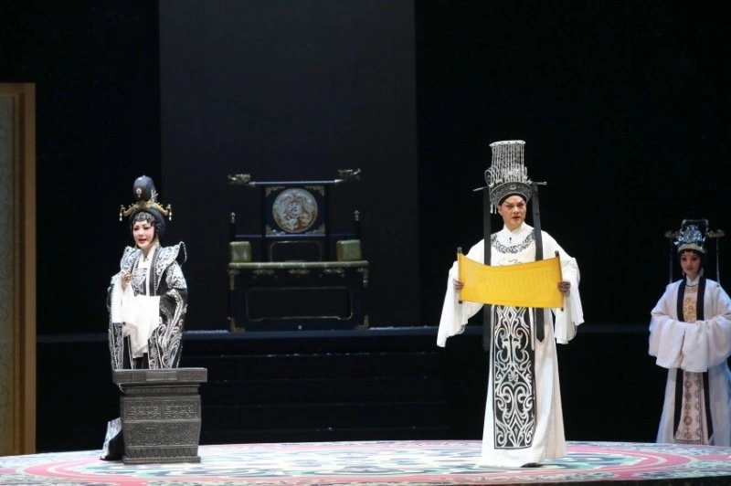 大型新编秦腔历史剧《无字碑》西安首演(图6) 大型新编秦腔历史剧《无字碑》西安首演(图6)