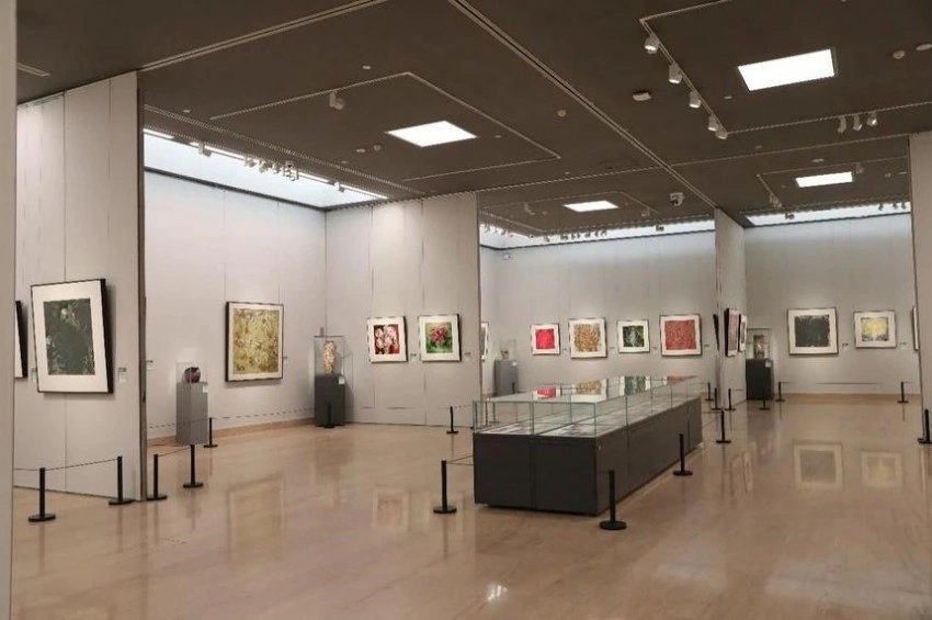 “無·境——宁钢陶瓷艺术展”在中国美术馆开幕(图3) “無·境——宁钢陶瓷艺术展”在中国美术馆开幕(图3)