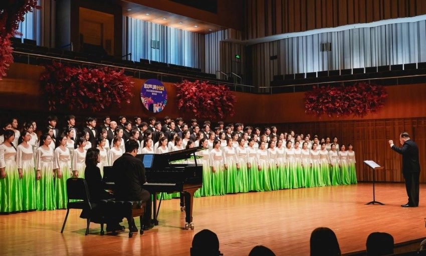 “‘歌声满长安’——2025西安市新年合唱音乐会”精彩上演(图1)