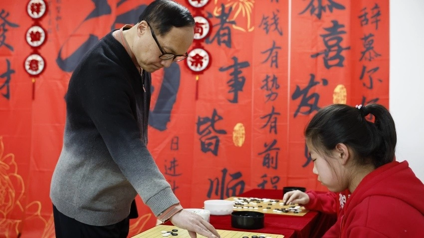 2025年龙潭庙会:民俗展演燃激情,互动体验乐翻天(图7) 2025年龙潭庙会:民俗展演燃激情,互动体验乐翻天(图7)