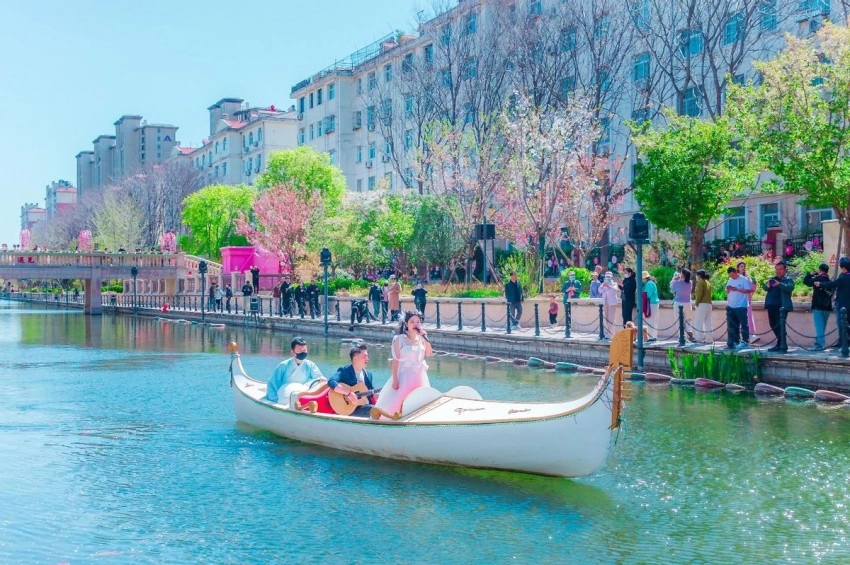第十一届鹤壁樱花季启幕 以“樱花+”激活文旅消费全链条(图7) 第十一届鹤壁樱花季启幕 以“樱花+”激活文旅消费全链条(图7)